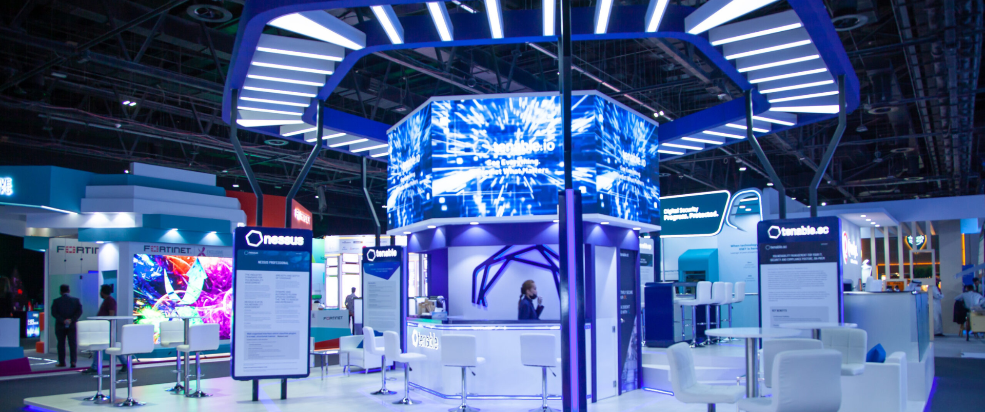 exhibition stand builders dubai