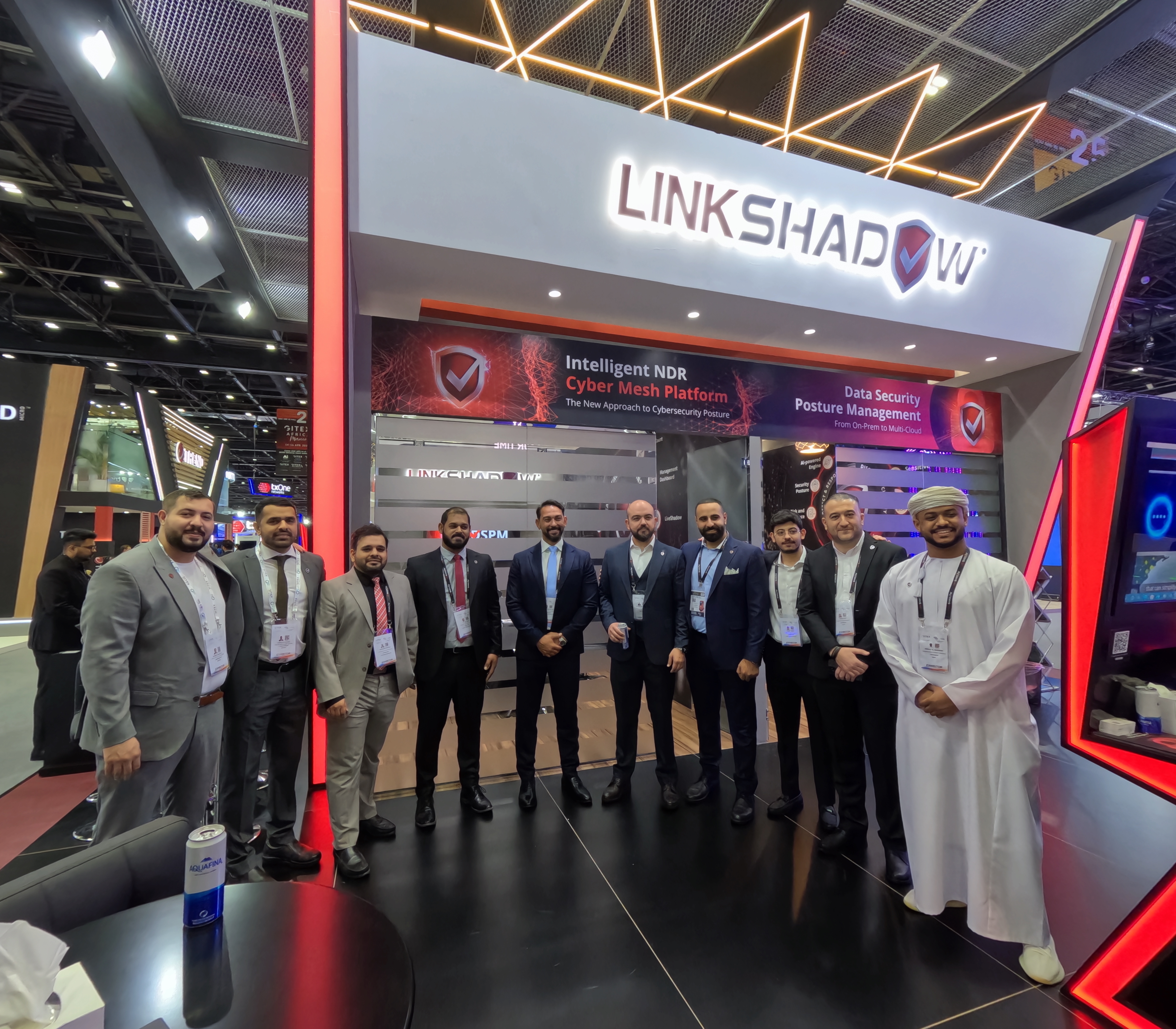 Link Shadow - Gitex Background